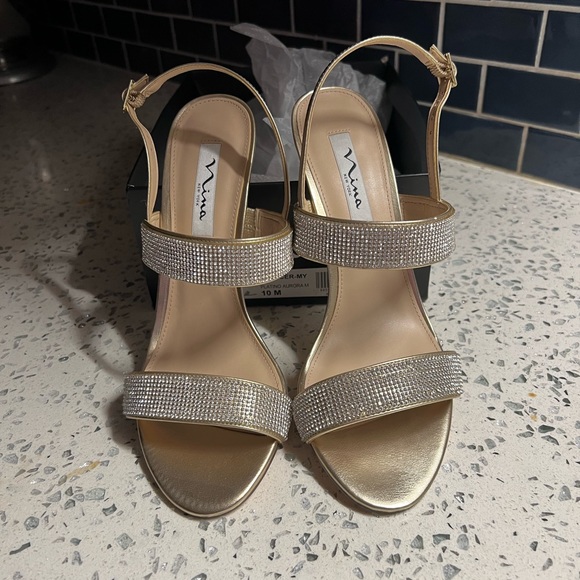 Nina Shoes - Diamond/Gold heels